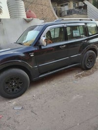 للبيع او مراوس باجيرو موديل 7 كفاله عامه بدوج رقم 07740360482