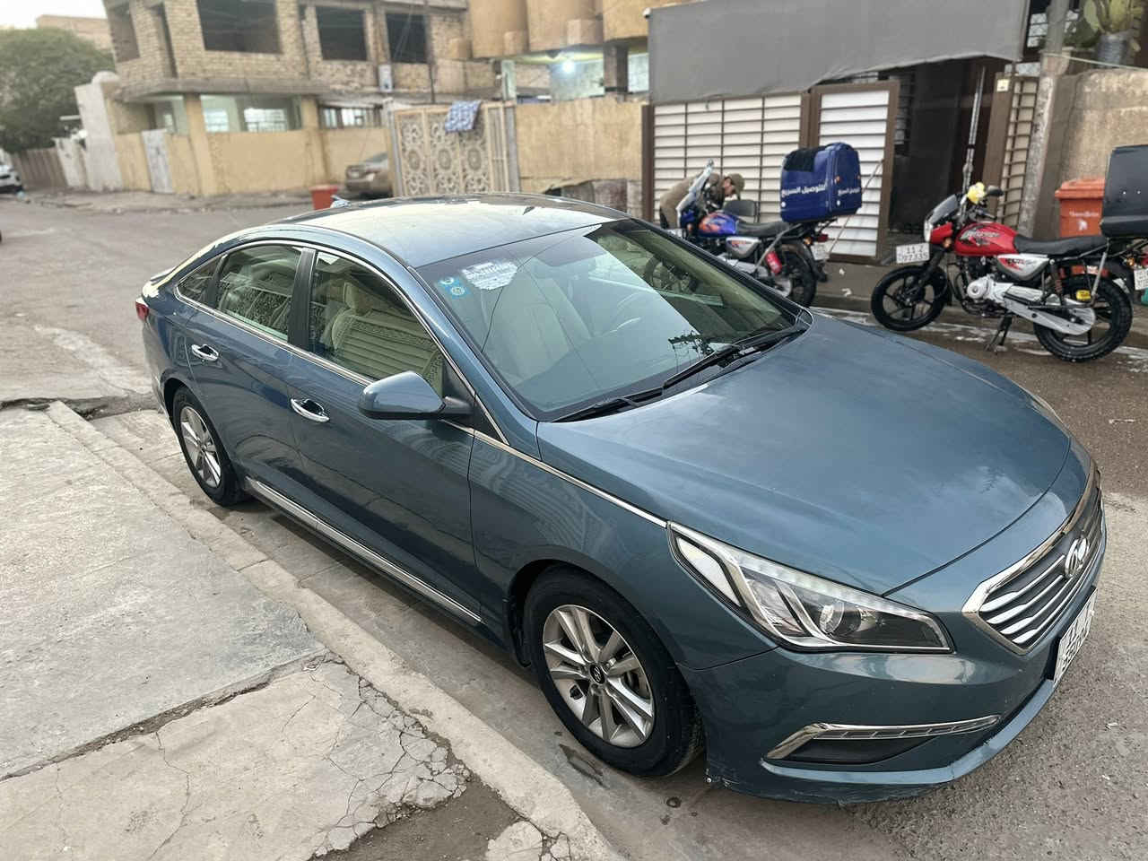 هونداي سوناتا 2016 وارد امريكي. حادثه جاملغ عكس سايق  ومعمر نفسه.
مكينه 2400 
ماشيه 45 ميل 
رقم دولي جديد. 
سونيه 2028
السعر 127 $
الرقم ***********
