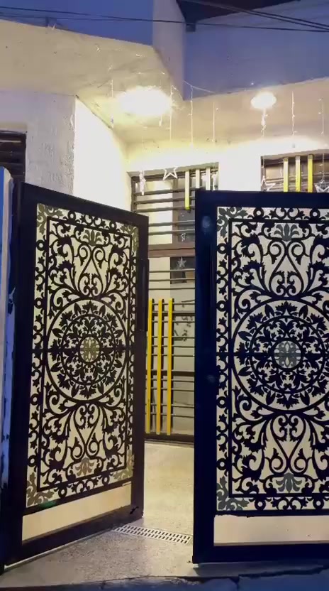 السلام عليكم
مشتمل للبيع زراعي بالزراعي اللي خلف اسواق جدو اللي بنهاية شارع الضغط في ابو دشير مساحتها 100م ركن مربعه الواجهه 10 متر والنزال 10 متر طابق واحد بناء حديث

تحتوى الدار على مدخلين استقبال وحولي كبير بيه المطبخ وصحيات وغرفة نوم واحدة ومنور وبيتونه

والدار نظيفه جدا ومثل ما موضح بالصور والفيديو المنشور

للاستفسار عن السعر الخاص مفتوح

للاتصال *********** او ***********

لرؤية منشوراتي اكتب دلالية ابو كرار الشويلي للعقار وراح تشوف كل شي موجود واي شي يعجبك راسلني عليه وتدلل وانا بخدمتك ومستعدين لعرض عقاراتكم لدينا اتصل بنا واتس اب او ماسنجر وبالخدمه
