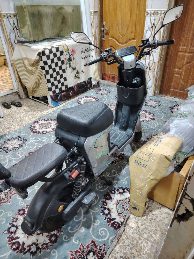 السلام عليكم ورحمة الله وبركاته درجات شحن R9 للبيع بطاريات جديده السعر400 وبيه مجال المكان البصره القبله *********** البصرة, العراق
