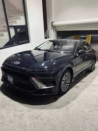 للبيع – هيونداي سوناتا 2025 هايبرد | فئة SEL 🔹 الموديل: 2025  🔹 الفئة:...