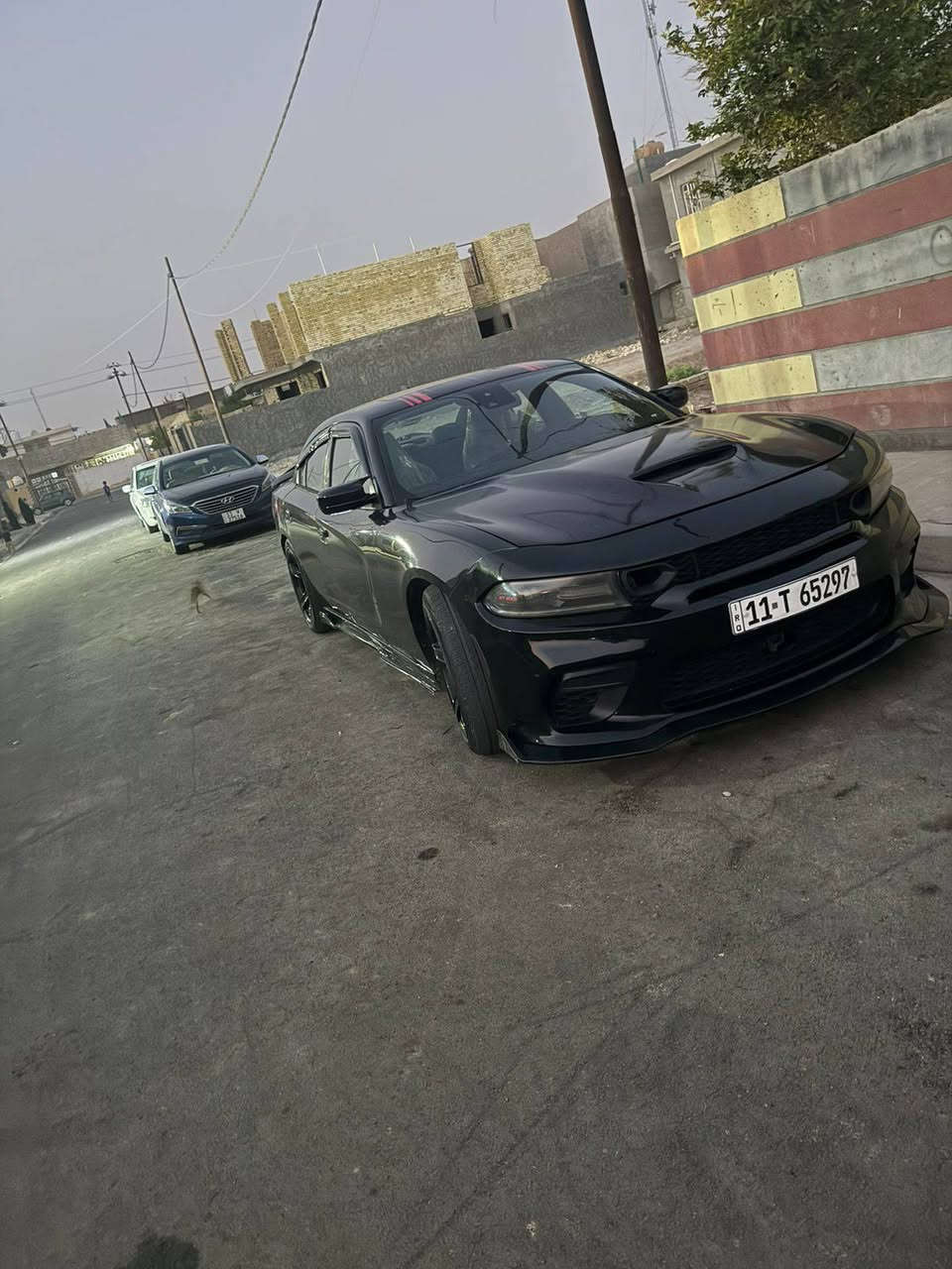 اللهم صلي ع محمد وال محمد
دوج جارجر 
موديل 2015
ارتي ماكس فول مواصفات
بدون ايرباك 
شاصي لغد مكفول
مكينه 5700  
رادار امامي جانبي 

حساسات خلفيه
فتحه سقف
كشنات جلد تدفئه تبريد 
مكينه مزوده بطاله mbs شرط تفصل بيهه لحد متمل اذا كام بطل نرجعهه الك تزويد المكينه مكلف 1000دولار
عليهه جكات s2 بعدهم بضمان سعرهن ١٥
دركه اربي ام سعرهه ٥٠٠ دولار
شاشه كار بلي 
صدر امامي خلفي جديد 
ويل نجمه جديد وتخم تاير جديد
حادثهه من امريكا تخريب بجاملغ الخلفي وبنيد 
وبيهه رشات احسبهه حزام بكيفك بدون اي حادث 
بسمي بغداد ما ناقصهه برغي 
حتى سيرفس طافي
اسف ع اطاله  عارضهه ب ١٧٦
وبيهه مجال  مكاني بسمايه وصويره
***********
