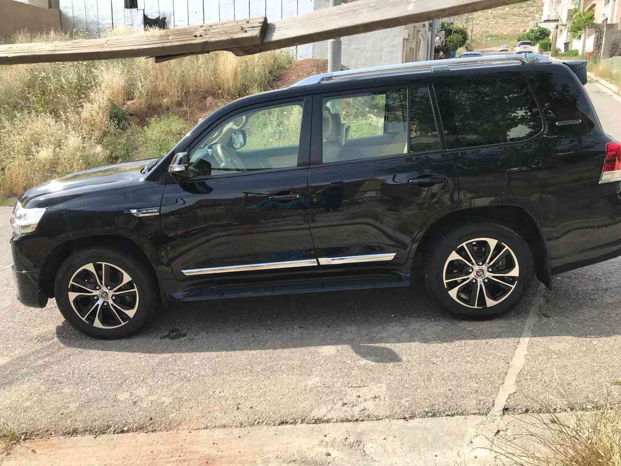 Gxr للبيع
السعر50000$

المواصفات خليجية قطرية باب  اول

موديل 2017

بدون دعم

نظيفة100‎%‎

للاتصال***********

والواتس اب  متوفر  ايضا

مع فائق  الاحترام  اذا  لم  تكن  مشتريا  لا  تتصل  ولا تكتب  تعليقات  سلبيا   و  شكرا
