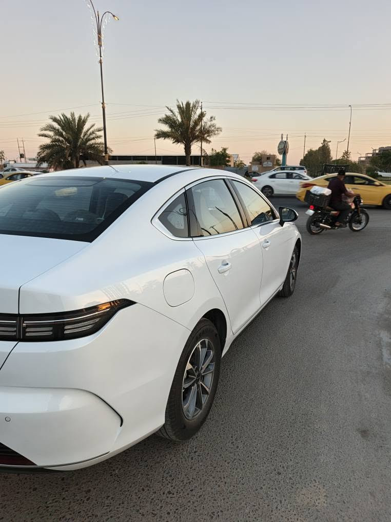BYD  دستروي موديل 2025 رقم كربلاء باسمي السيارة مكفولة من كلشي ماشية ١٧٠٠٠تلفون*********** كربلاء, العراق
