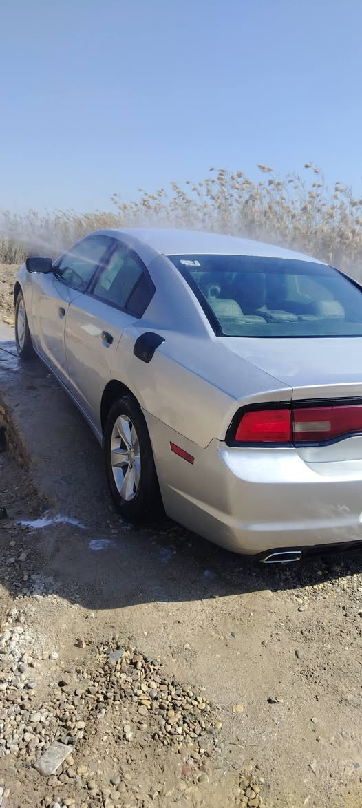 سلام عليكم جارجر ادوات كصه جنطه   مديل 2014 سياره حلوه  جاهزه من كلشي مكينه كير كفاله تبريد ثلج حداده 100/100 مكينه هيمي  كير عصه  هيتر مري تخم تاير جديد متوم شمالي نكليزي طبق اصلل
السعر 48
هاتف *********** 
مكان كوت
