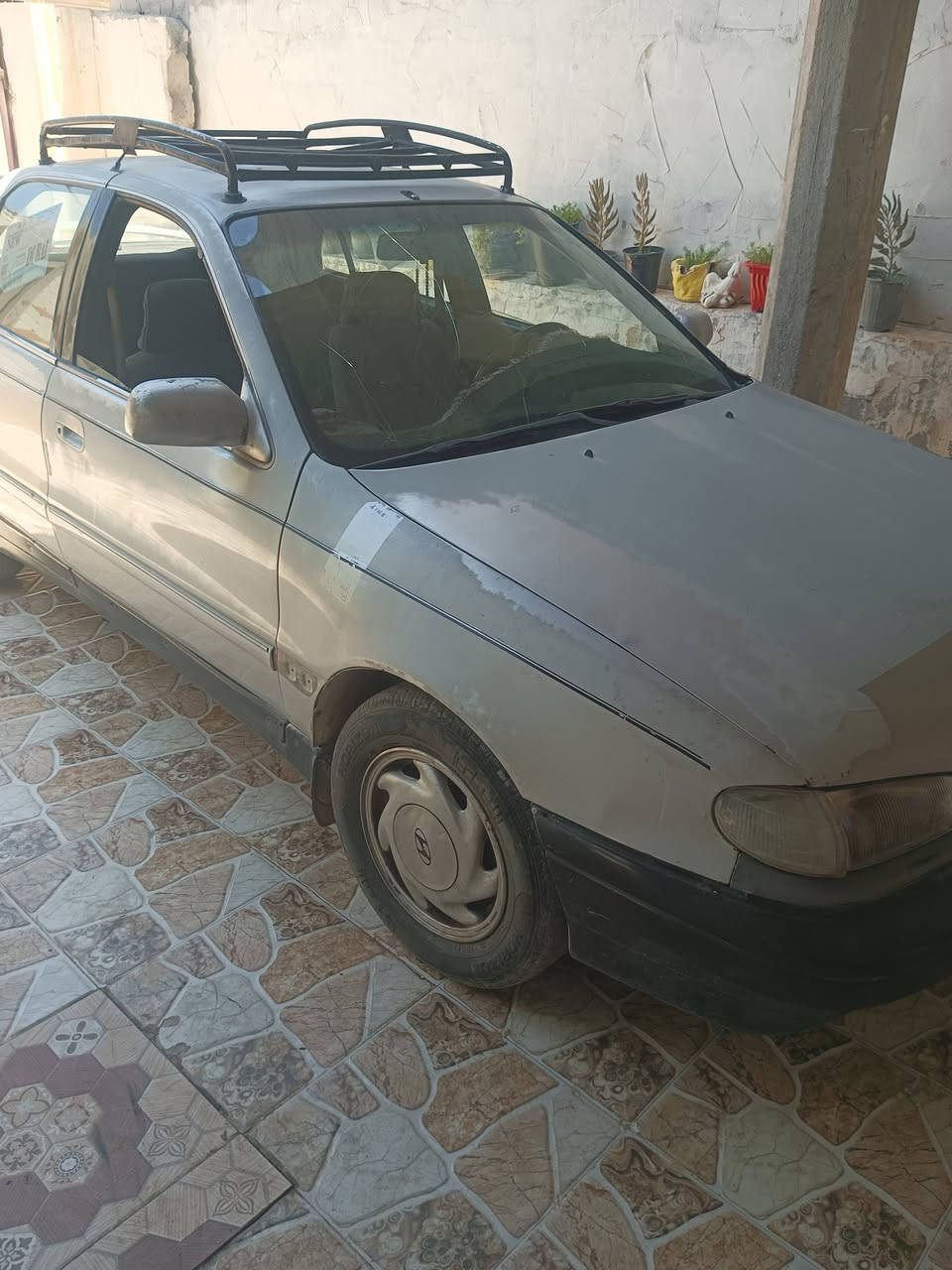 الانتره 93 نضيفه للبيع محرك مفتوح مو امسكر بس بي ضعف مااعرف اشبي مكان اديالى مقداديه سعر 19ورقه ***********
