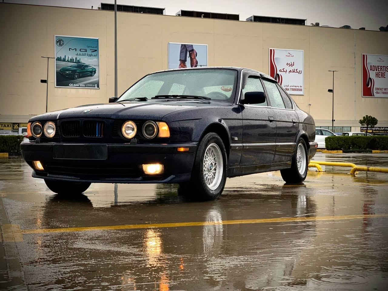 بیئێم ٥٢٥ 
مەکینە کەپس
١٩٩٢ فول 
تەبرید 
تۆماتیک 
سڵایت
٤ جام کارەبا 
کوشن جلد 
تاقمێ تایە و ویلی لۆک 
گێڕ و مەکینە و کارەبای  بە شەرت 
تەقەو ڕەقە بە شەرت 
ئاڕم پلاستیکی سڵێمانی ماڵی مەدەنی بە شەرت 
0770 178 4008 السليمانية, العراق
