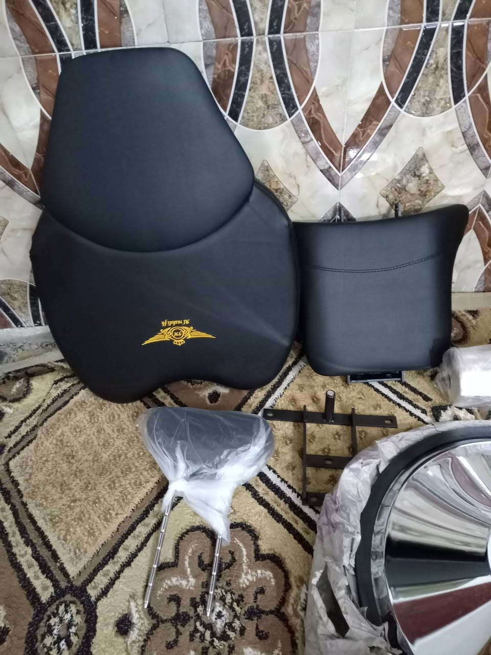 كرسي حلاقه جديد ما مسعمل ابد
لحجم وسط وسعر 252. ***********
