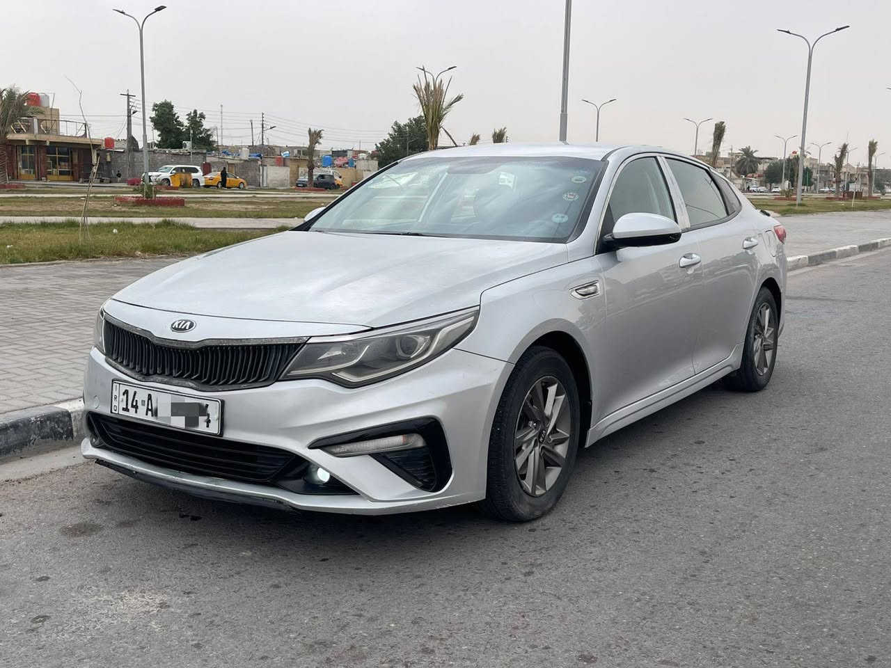 السلام عليكم كي فايف 2019 كوري مكفوله من كلشي قطعه وحده صبغ فقط رقم الجديد تحويل
مكينه 2000 دوش سياره جاهزه وكلشي على الابلاد

ماشيه 115 الف مكاني البصره السعر.    (143).   

      ***********
