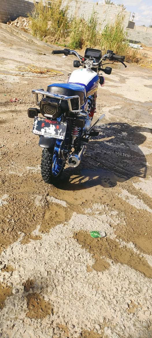 السلام عليكم 
دراجه سيفانه خمسه كير سلف موديل 24 أوراقه سكنر طالعه ب25 بعده جديده مامتعوبه سعر900 وبيه مجال مكاني كربلاء الحر رجآ الموشراي لايكسر بحلال العالم رقم ***********
