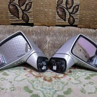 باقي عندي زوج مرايات وتك لايت جهه اليسار مال كارنز موديل ١٣ اصليات تفص...