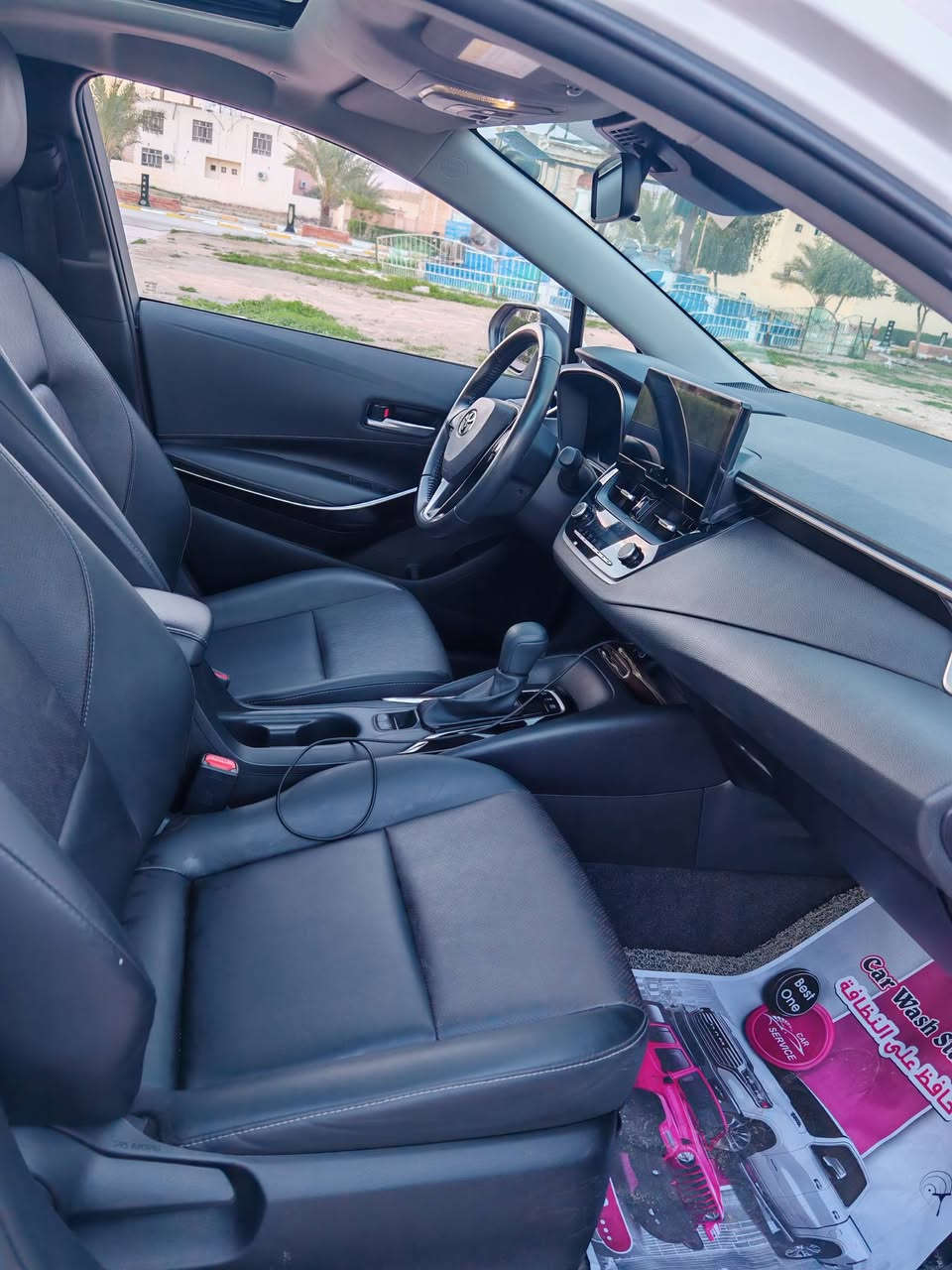 📍 للبيع: تويوتا كورولا هايبرد ٢٠٢٤ وارد صين شكل خليجي- بحالة ممتازة
المسافة المقطوعة : ٥٣،٠٠٠ كم
​لوحة الأرقام: بغداد

✅ فتحة سقف كهربائية [sunroof].
✅ مقاعد جلدية نظيفة.
✅ شاشة عرض مع كاميرا خلفية.
✅ أزرار تحكم بالمقود (تحكم ستيرن).
✅ فتحات تكييف خلفية (تبريد ممتاز).
✅ بدون حادث 
✅ كير، محرك، تكييف بحال ممتازة جداً. 
​
​السعر المطلـوب:  $ 150
​للتواصل والاستفسار:
📞 *********** واتساب
