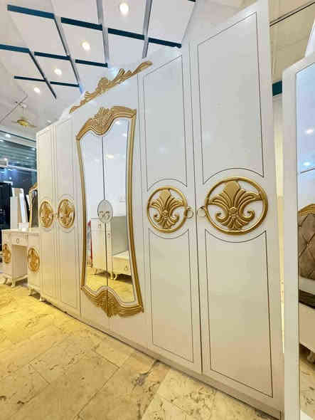 غرفه نوم 9قطع السعر 650
عنوان نجف النجف
