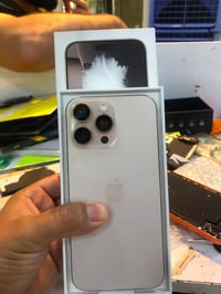 Iphone 16 pro max  256GB بي عطل كامرات اماميه خلفيه  سعر 350$ وتساب 07...