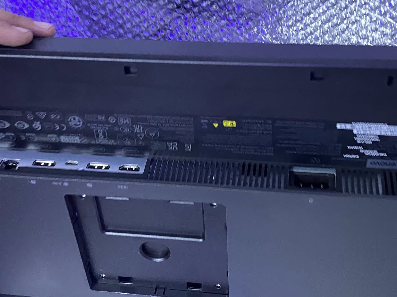 غراض نظيفه مستعمله حي سومر البنوك
***********
