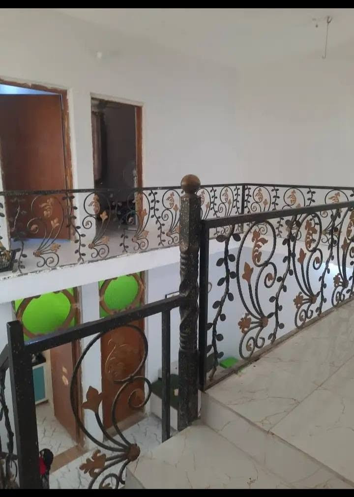 دار في حي الصحه مساحه 150متر سند 25
3 غرف نوم
يبعد عن الكورنيش 150متر تقريبا
خلف مسبح السندباد
***********

