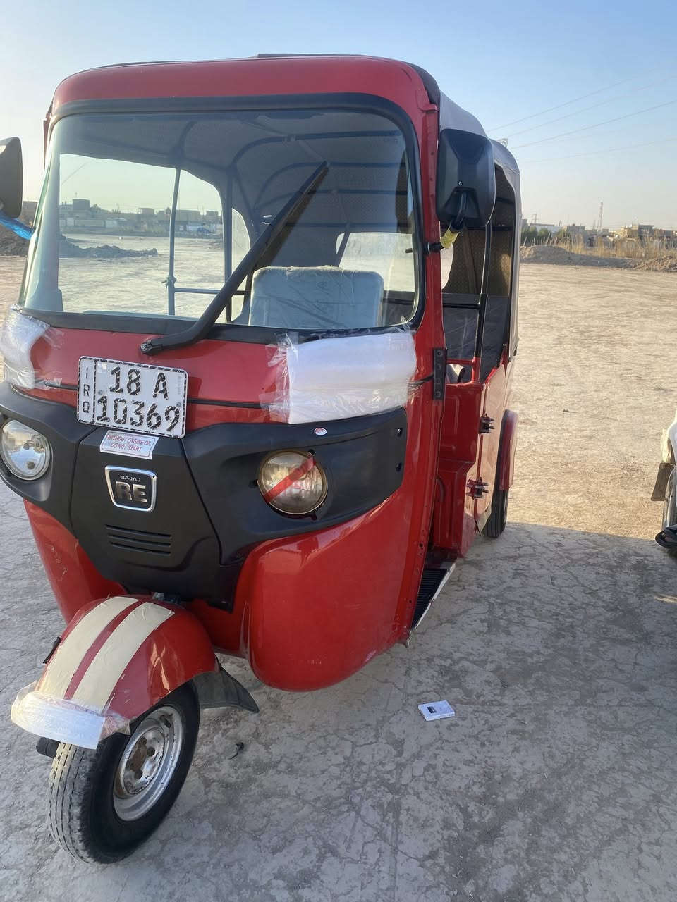 السلام عليكم تكتك للبيع مضلع 22رقم بابل نكليزي مكينه كفاله والكشر بيه طختين ***********
