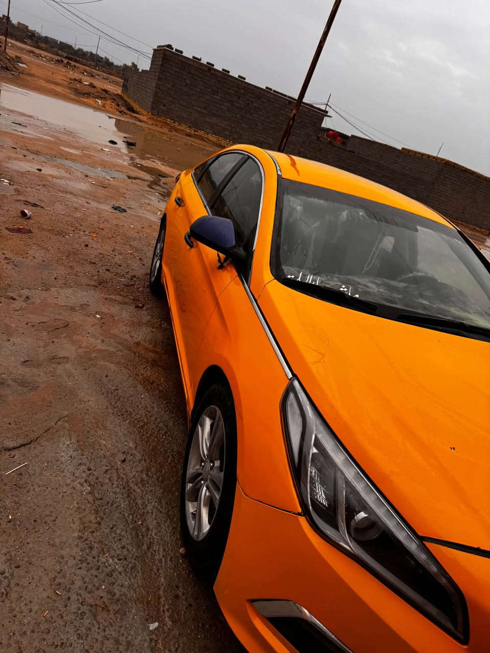 يا الله سياره سوناته موديل 15 رقم قادسيه الدولي سنويه 28 مصفره هيىه وغرامات السياره كير ومكينه مكفولات حداديه جديده تخم تاير ويل كروم بلادي السياره ليبل واحده ما عده البنيد مبدل 
السياره تبديل مابيه بس البنيد مبدل باقي بيها مكانات معجون 
العنوان النجف شارع المعمل 
السعر 95 وبيها مج
*********** النجف, العراق
