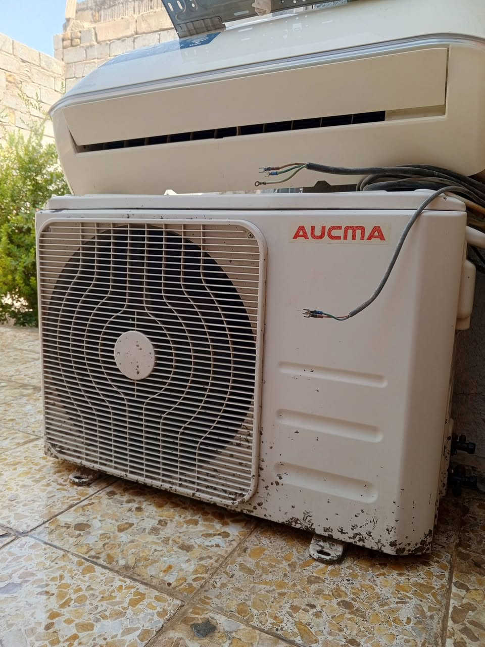 سلام عليكم سبلت لبيع ابو طن جديد تبريده ثلج ثلج ❄️مكاني كوفه سعره 225
***********واتساب
