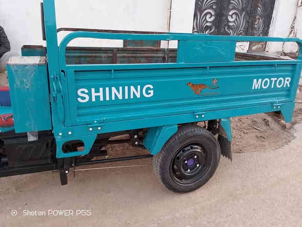 ستوته موديل 17 بيها لحيم بلركبه بس شغل مضبوط أوراق اصوليه السعر 900وبيها مجال واسط  صويره ناحية تاج الدين ‏‪0774 026 7881‬‏
