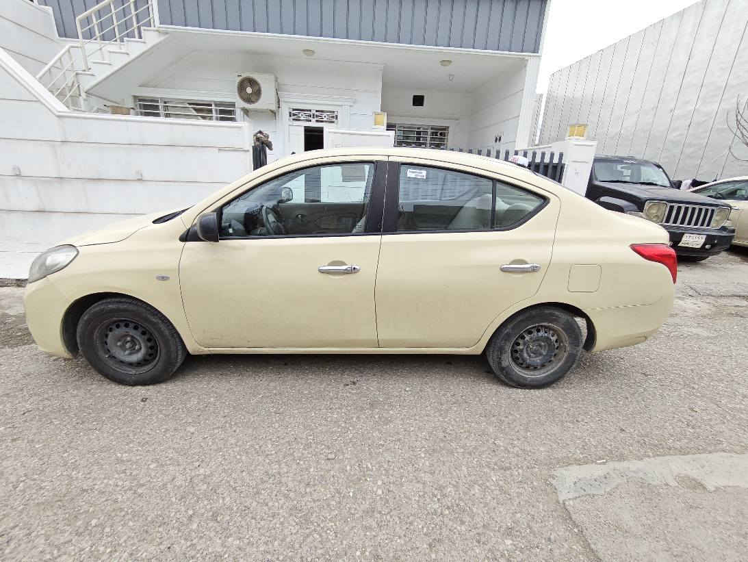 بەناوی الله.
سەنی لاکشمیبا
تەکسی 2014 ئۆتۆماتیک
بیلاد سپی لێدراوی ناوگرتنی نیە
بەشەرتی گێڕو مەکینە
تەبرید لەسەر سویچ
شاشە و بلوتوز 
سەنەوی تازە و ڕەقەم باریک
بەشەرتی تحویل و غرامە و بڕاوە
ماڵی کەسابەتە و زۆر بێکێشەیە
کارەبایی بێ کێشە
نرخی 109  ومعامەلەیەکی زۆرکەم
***********
*********** السليمانية, العراق
