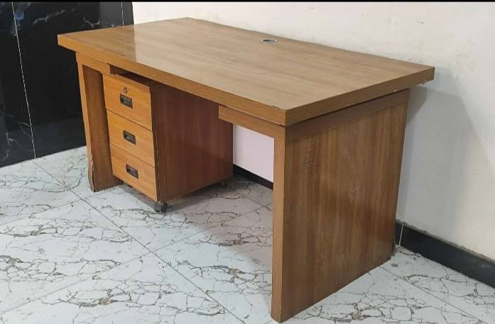 غراض للبيع اسعار مناسبة
الامين الثانيه 
***********
