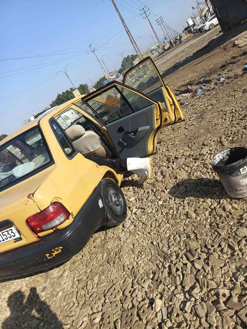 سايبه موديل ١١ رقم النكليزي بسمي مصفر سياره نضيفه كلش ما نقصه شي بس تبريد  رقمي ***********
