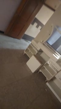 غرفة نوم • مستعملة • كريعات