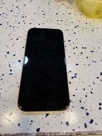 آيفون ١٦ برو ماكس • ٢٥٦ • مبدل شاشة