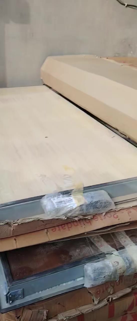 سلام عليكم بوبا العدد 40 جديد الأسعار مناسب ادخل على فيديوا وشوف بعينك رقم ***********
