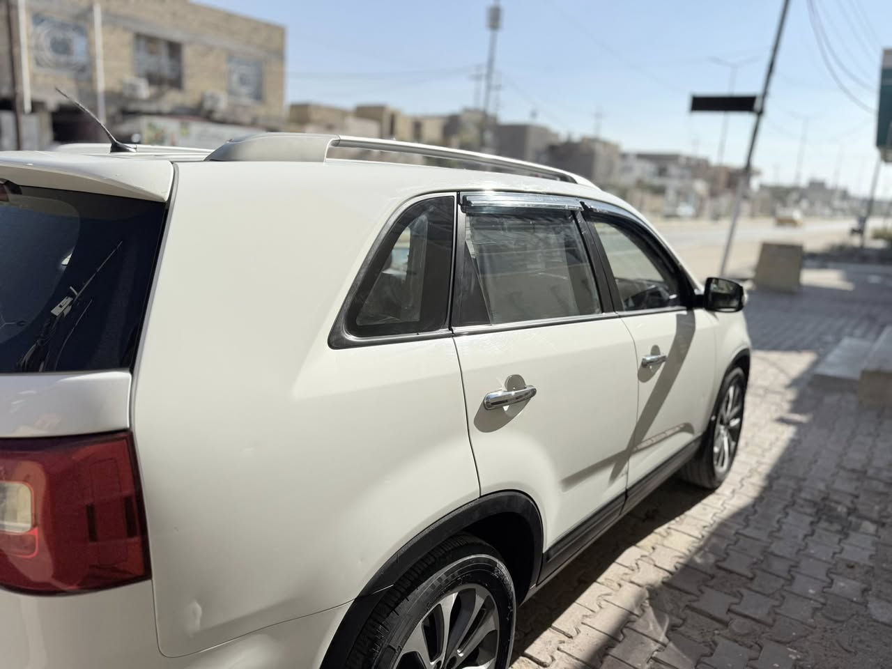 سورنتو2015 خليجي فول مواصفات عدا الفتحه السياره بيها طخه خفيفه بالتكمه والباقي مكفول كفاله عامه  سونار موجود 
6سلندر 7راكب 3قطع تبريد برده خلفيه بصمه تشغيل 
مكينه وكير مكفولات مكينه مامفتوحه رقم واسط الجديد تحويل مباشر تبريد ثلج جديده وجاهزه السعر 200$ وبيه مجال بسيط

مكان الناصريه_قضاء الرفاعي

للـستفسار
***********
***********
