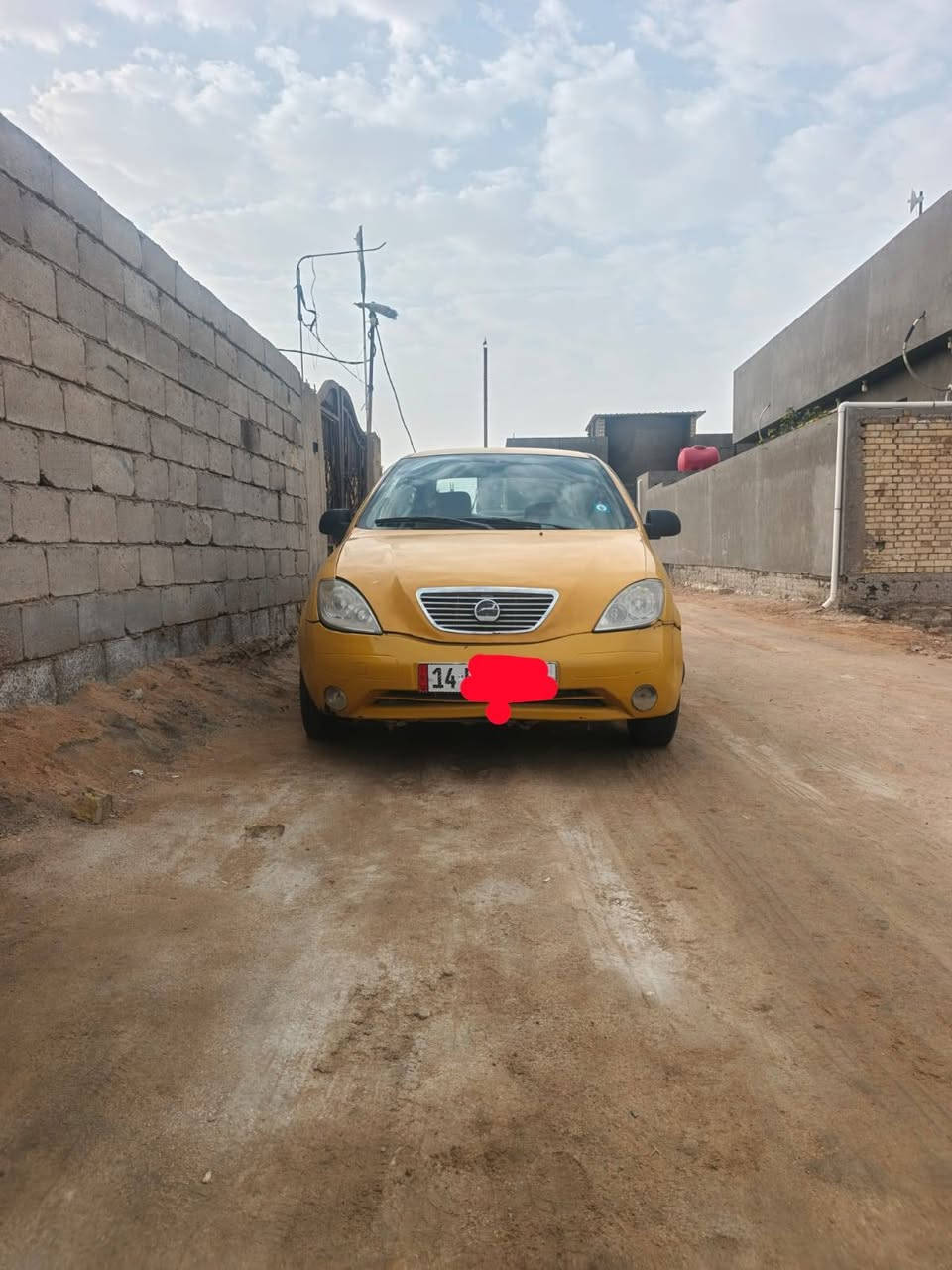 سلام عليكم سياره البيع طيبه موديل 2014رقم نكليزي رقم بصره جاهزه مصفره هيه غرامات السعر 25بيه مجال نقد استفسار *********** المكان السماوه
