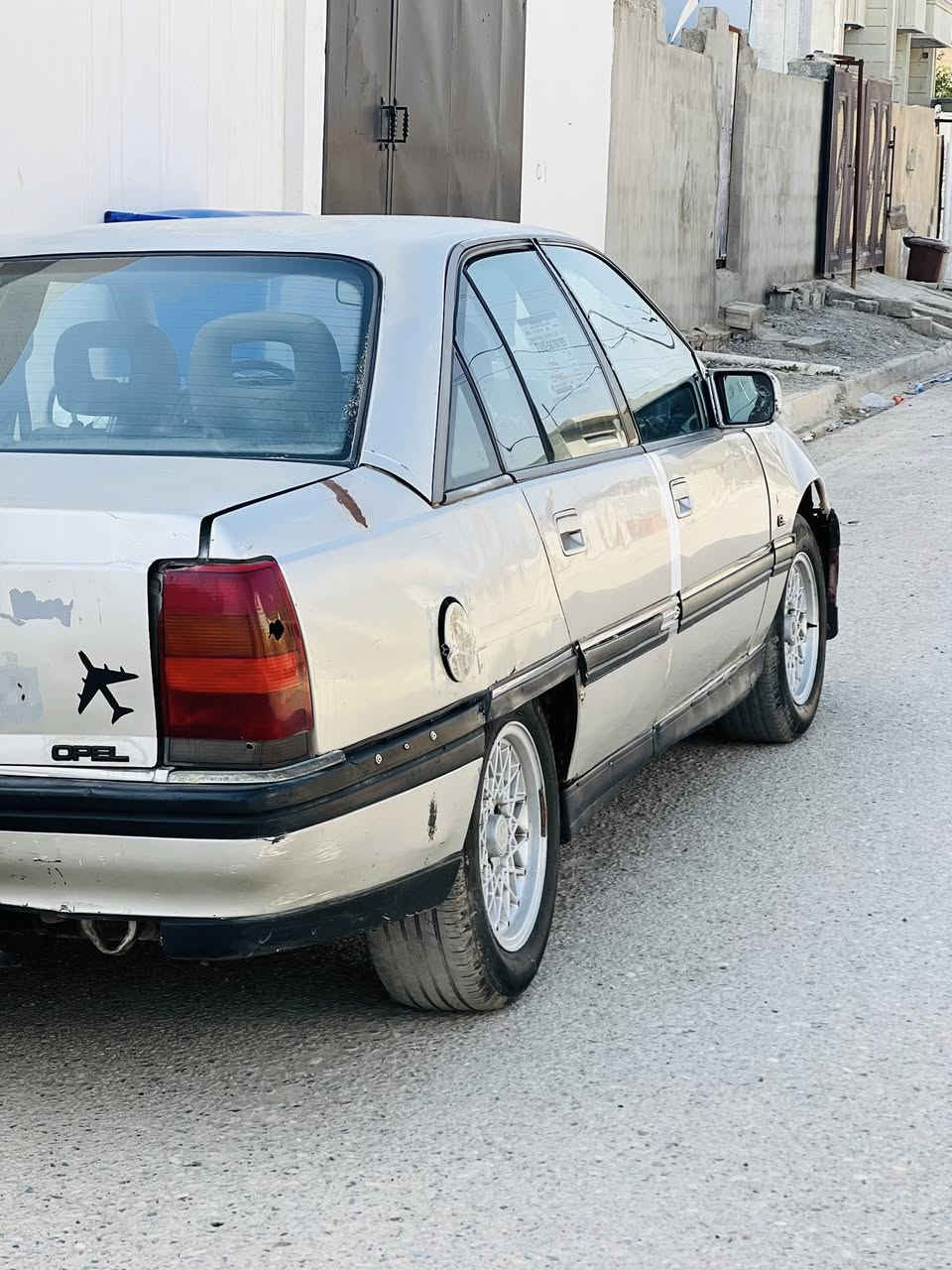 سلام عليكم اوميكا موديل 91 محرك وكير شرط صدر جديد رقم نينوى نكليزي مشروع وطني سنويه جديده 2030 تحويل وكاله سياره حلوه تخم تاير جديد وسعرها مناسب السعر 17 وبيها مجال شوي المكان الحويجه ***********
