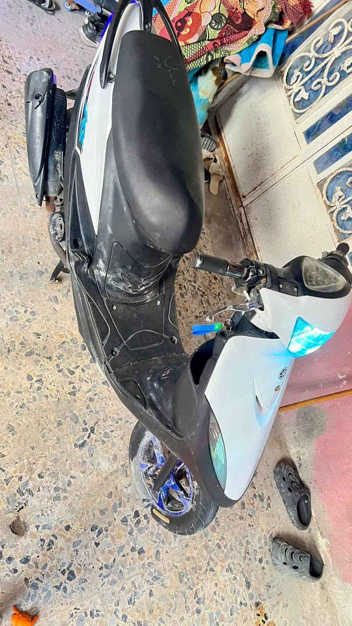 السلام عليكم دراجه ماكس عدله للبيع مكينه مامفتوحه مبدل بيه ولفات تفصيخ سعر خاص *********** مكان بصره أبي الخصيب فقط وتساب تواصل
