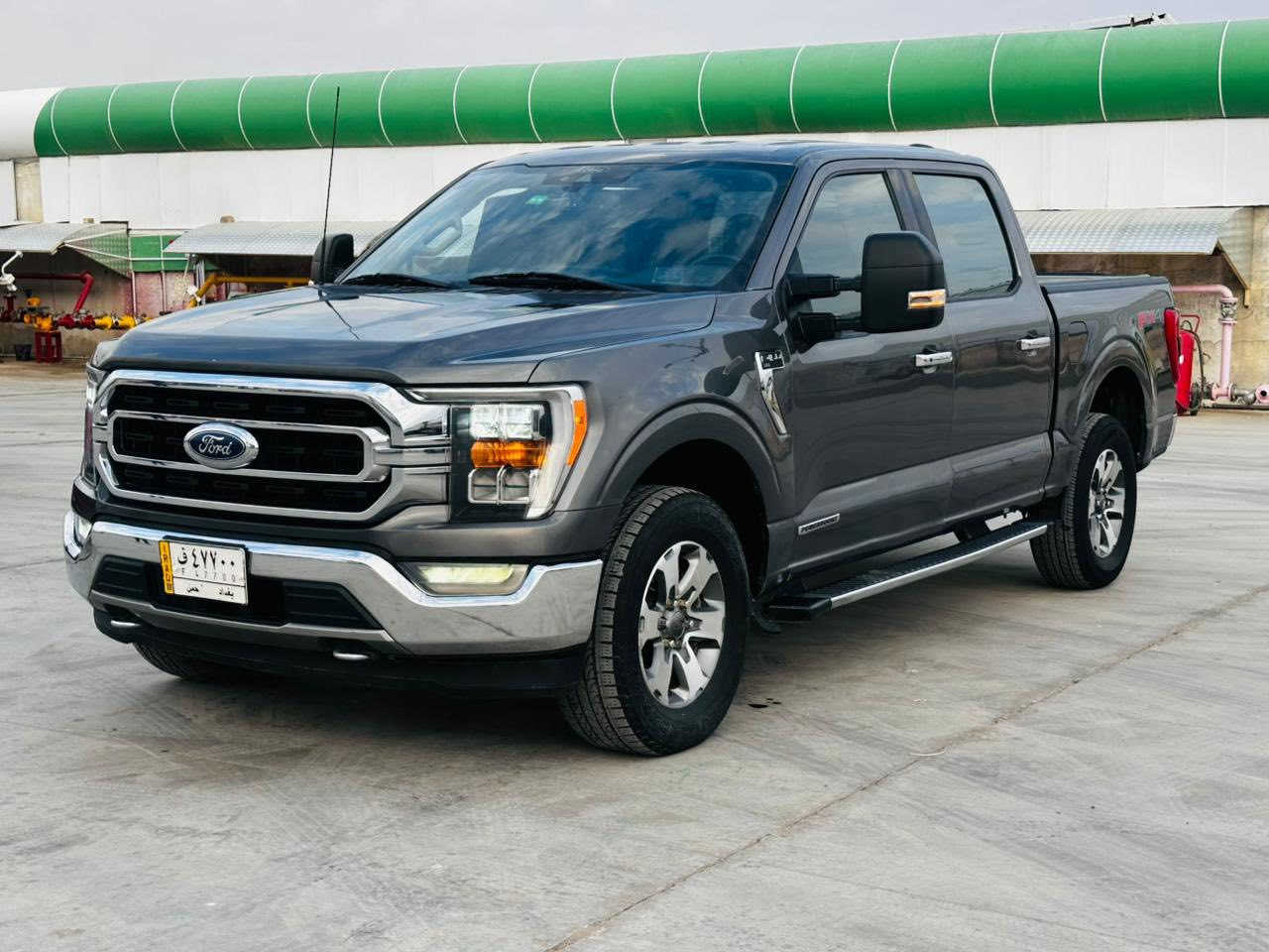 السلام عليكم
للبيع او للمراوس 
ارباك كشن فقط 
فورد F150 مديل 2021 
هايبرد مكينة 6 سلندر تون تيربو حجم 3500 
رقم بغداد بااسمي
المواصفات 
باب طويل بدي قصير
شاشة كبيره 
كراسي كهربائية 
رادارات امامي وجانبيه
تشغيل عن بعد 
تحكمات ستيرن 
قياده ذاتيته وتحديد المسار واتو ستوب توقف ذاتي 
بصمات أبواب ورمز سري
باب البدي كهربائي 
دفع رباعي 4*4 مع وضعيات 
صور الحادث مرفقه مع صور السياره 
السعر 305 ورقه 
العنوان / بغداد بسمايه 
للاتصال / ***********
