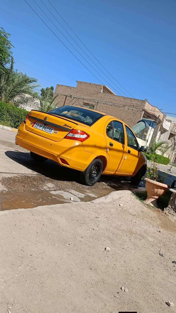 ساينا موديل ٢٠ بسمي مصفره هيئه وغرامات هزه ماصقطه تبريد حداديه
مكفوله من صبغ والمعجون مكان سياره ديوانيه سعر ٥٨ بيه مجال ***********
