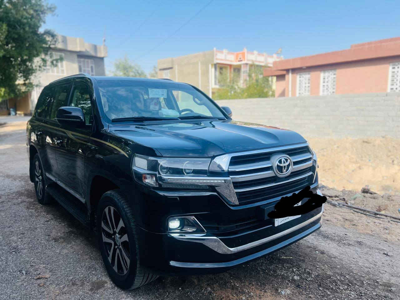 ملاحظه اني مكلف بلنشر السلام عليكم للبيع لاندكروز موديل 2019 بريم اصلي رقم بغداد بسمي مشروع وطني مكفول كفاله عامه من صبغ وتبديل وفتح
فول مواصفات 1/1
بصمه تشغيل
5بصمات ابواب 
فتحه سلايت
كشنات ثنين كهرباء ثلاث حركات
كشنات جلد اصلي
عداد لكزز
زراكات
اشارة لكزز
مري قلاب
مري شفط 
شاشه ايباد
جنطه شفط 
ديفيدي بل قمارة 
دبل ماوس
مثبت سرعه
سبعه راكب
ثلاث قطع تبريد
مطفايه حريق
محرك v6
8ايرباك
حساس امامي
حساس خلفي
اضويه تحت مقاعد
تحكمات ستيرن كامله
كامرة دوارة 
وباقي مواصفات بريم معروفه 
ماشيه75 الف حقيقي
السعر (500)
اللا ستفسار اتصل على الرقم ***********
مكان بابل حله ملاحظه اني مكلف بلنشر
