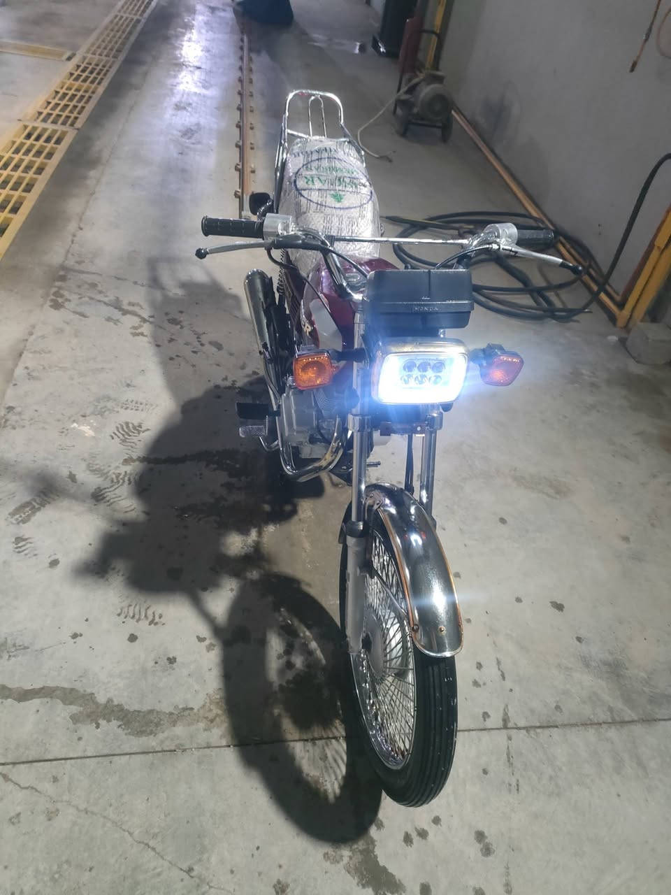 سلام عليكم تايكر موديل21نضيف لوك مابي اي نقص رقمي ***********
