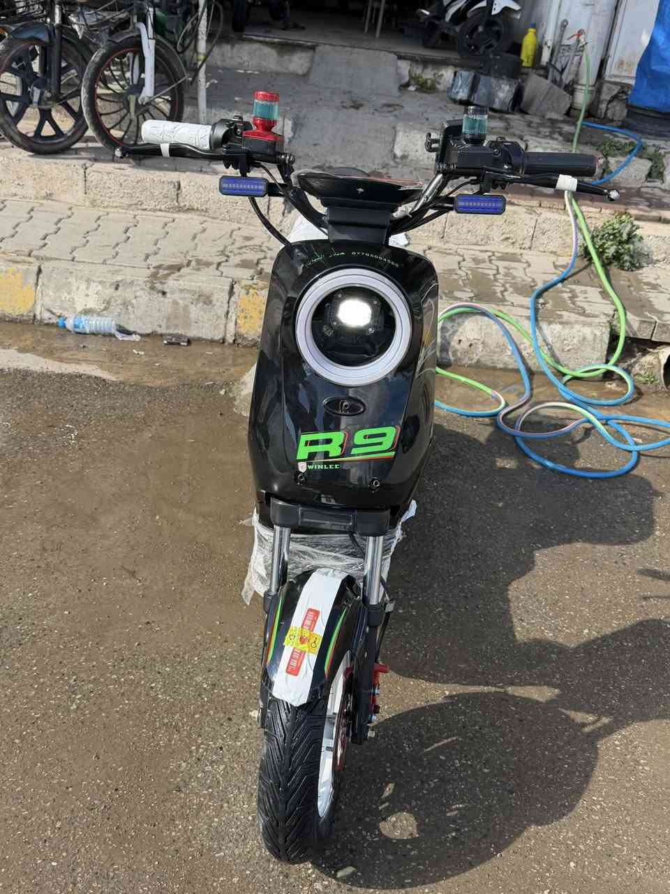 السلام عليكمR 9 للبيعحيل نضيف5بطاريات
مجمبز فول 
مكاني الاسرى يم جامع العدل 
بايسكل كله بلادي
موديل2025


**إذا كنت صاحب هذا الإعلان وتريد حذفه لأي سبب، رجاءا أرسل رسالة إلى الدعم الفني**