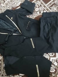 سترة ولادي • مقاس ٥ • ماركة نظيفة