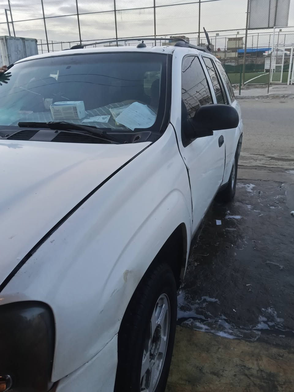 السلام عليكم
سياره ادوات ادوات 
بلايزر 2007 للبيع 
بيها محرك وكير بطه
مكاني بغداد الشعب 
رقمي متوفر واتس اب 
***********
