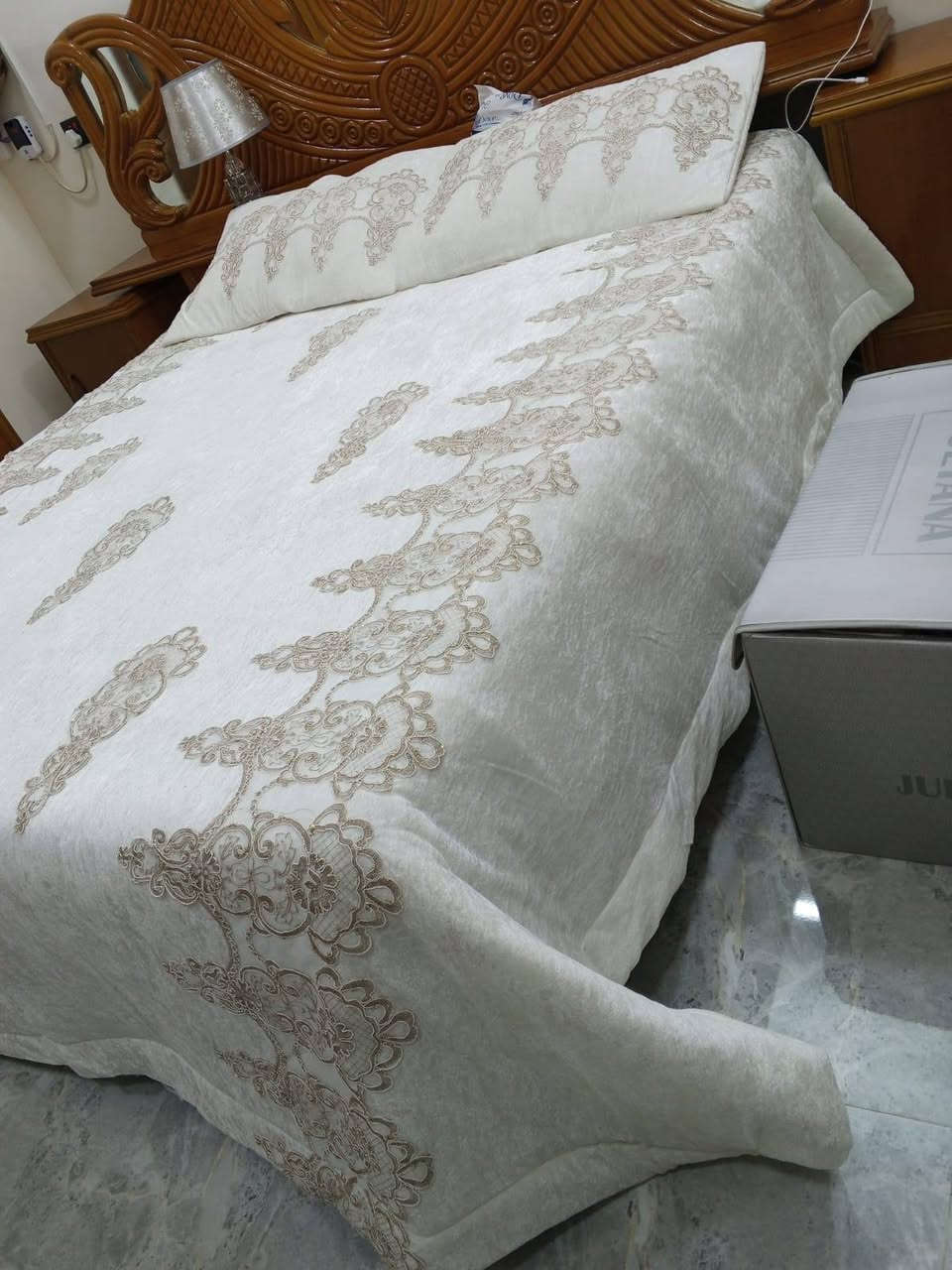 فرشة عرس مامستخدمه بس مفتوحه  اي استفسار هذا رقمي‏‪***********‬‏
