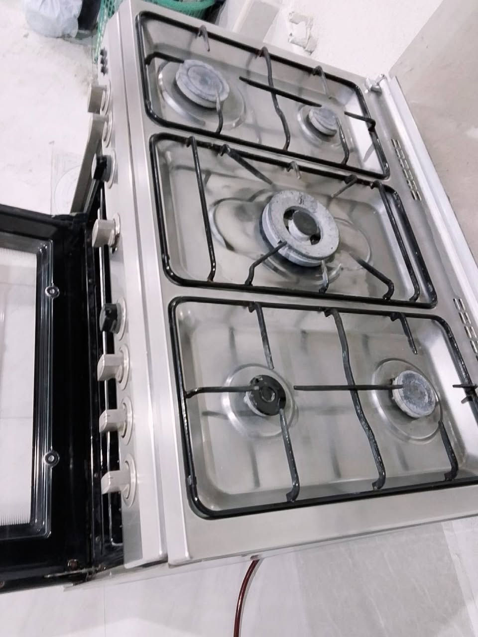 طباخ مال بيت ايطالي ماركه بلادي كوله شغال والفرن بعده جديد ممستخدم. فقط العين الصغيرة بيه خلل بسيط 

المكان ناصرية صوب الشاميه الشراي يراسلني وادزله الرقم


**إذا كنت صاحب هذا الإعلان وتريد حذفه لأي سبب، رجاءا أرسل رسالة إلى الدعم الفني**