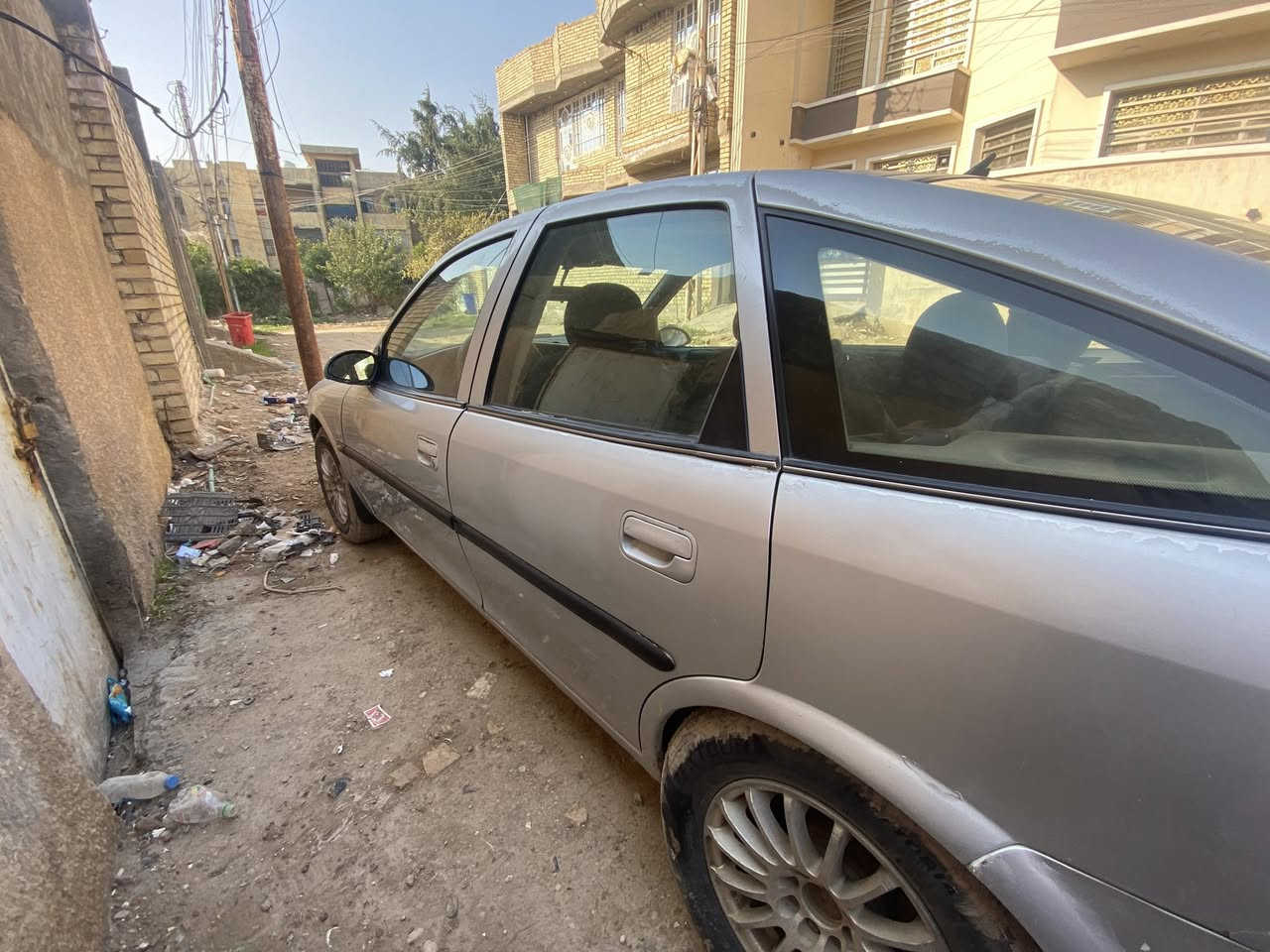 أوبل فگترا رقم بغداد موديل 1998 للبيع گير عادي حجم المحرك 1800 هاند بريك شغال محرك صافي مابي تنقيص وضع السيارة مثل مموضح بل صور داخل نضيف هاچ باك السيارة بأسمي سنوية جديدة رقم انكليزي 
للتواصل / ***********
