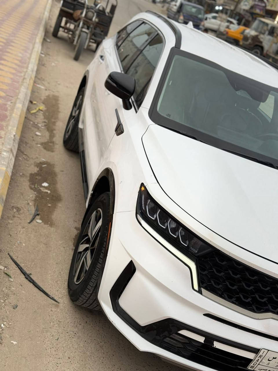 للبيع أو مراوس بيكم  
سورنتو موديل 2021رقم بغداد بئسمي جديده فول مواصفات VIP مكينه 2500 ماشيه 50 ضرر طرف البنيد بدون دواخل بدون ايرباك سعر 265$بيها مجال عنوان سماوه رميثه ***********//***********
