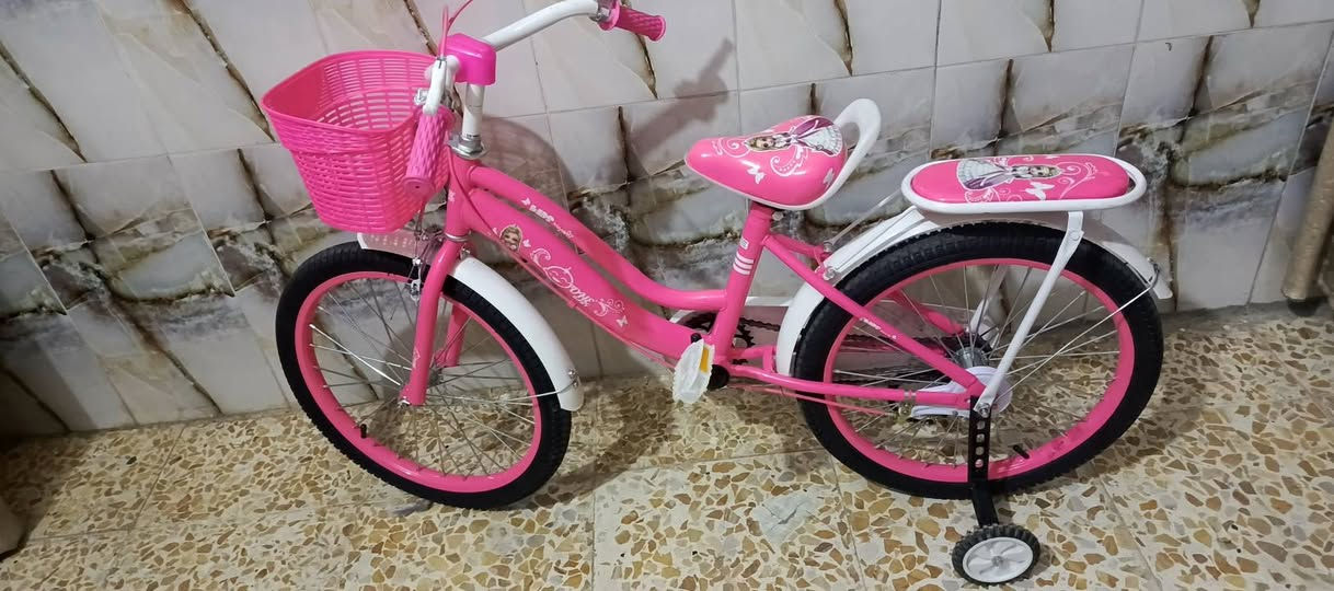 جديد مامستخدم الان السايق عاوي حتى مساعدات بي
والنبي هدية النجاح اشتريته ب 90


**إذا كنت صاحب هذا الإعلان وتريد حذفه لأي سبب، رجاءا أرسل رسالة إلى الدعم الفني**