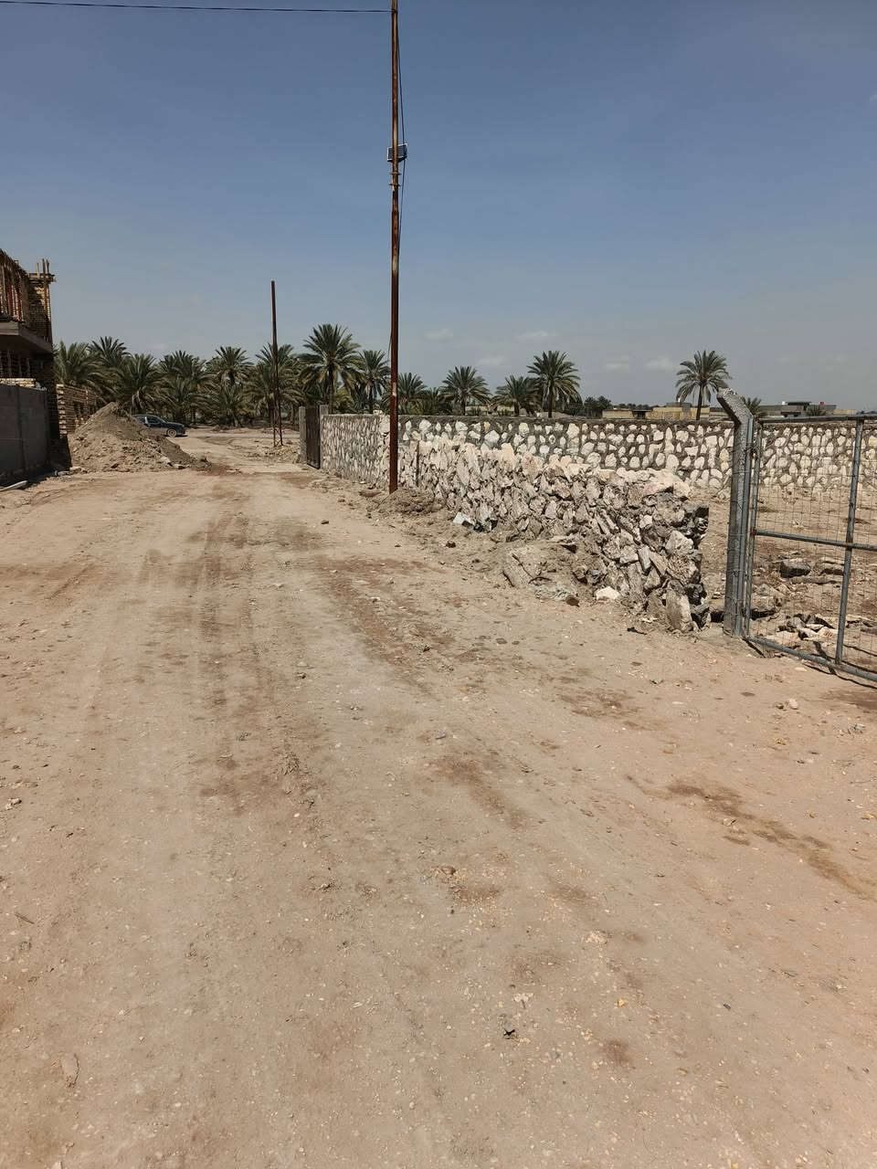 عش الراحة والرفاهية واحصل على بيت العُمر
البيت للبيع مساحة. 1700 متر مربع
يحتوي الدار علي  غرفتين ٤×٥+ مطبخ ٤×٤+ حمام+ مضيف٤×٦
الموقع حله منطقة ابراهيم الخليل عليه السلام 
جنس البيت طابو زراعي سند 25 تحويل ثاني يوم
متواجد كافة الخدمات بي من ناحية 
الماء وكهرباء ومولده خطين
لاستفسار اكثر الاتصال علي الارقام التاليه
***********
‏‪ملاحظه السعر تفضل خاص
