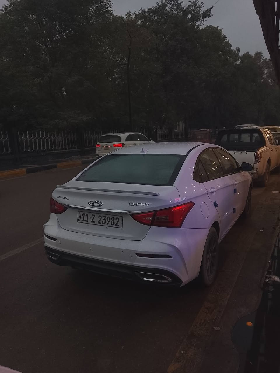 شيري اريزو 5 موديل 2025 سيارة ماشية 48 الف سيارة على وضع الشركة رقم بغداد انكليزي بأسمي مكفولة من كلشي بيها دفتر ضمان لمدة 6 سنوات كلشي جاهز بيها وعلى ايدي 
كيرها SVT 
بانزين كلة محسن 
مسويلها ادامة كاملة بالشركة دهن كير وفلاتر
مواصفاتها عادية نص فول
السيارة عارضها 110 وبيها مجال قليل وكلشي اكو بالسوك اخوان لان السيارة  جديدة مال بيت وعلى ايد وحدة 
مكاني ديالى ناحية جديدة الشط
وهذا رقمي ***********
