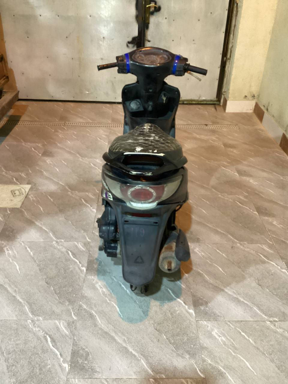 السلام عليكم دراجه للبيع كامله شغاله حتى سلف شغال سعرها 350 مكاني الجزيره باب الهوئ رقم الجوال ***********
