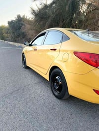 للبيع اكسنت 14 بسمي سنويه 2029 مصفره غرامه وهيئه 07702294938